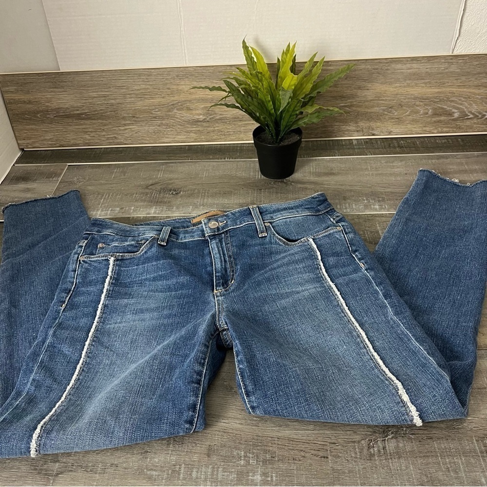 Joe’s Janeen Icon Mid Rise Skinny Ankle Fray Medium Blue Jeans Size 31 - Picture 8 of 12